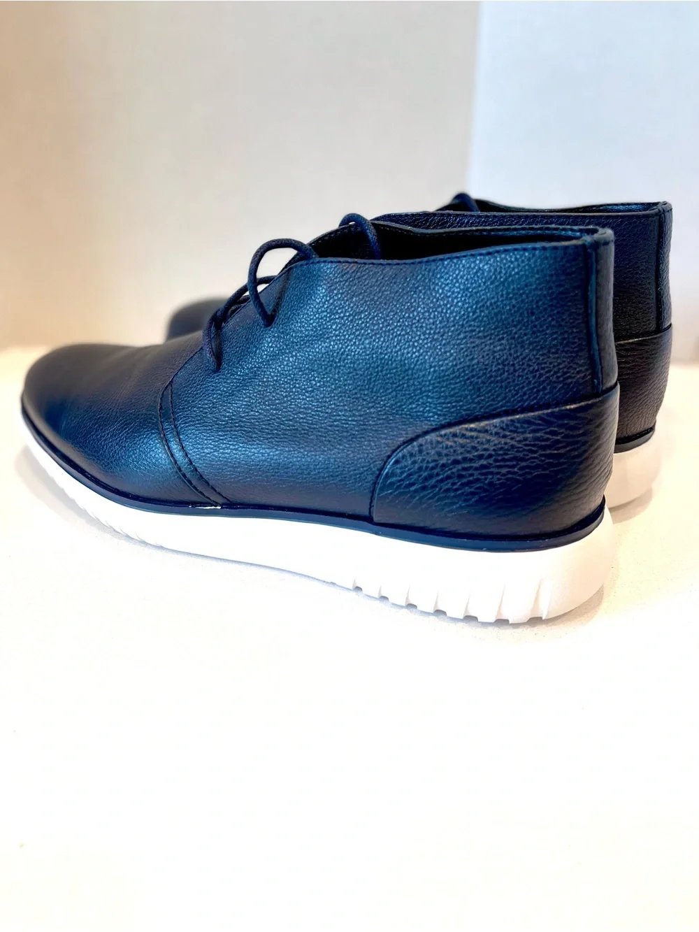 Calvin Klein Navy Leather Chukka with White Sole Size 8.5